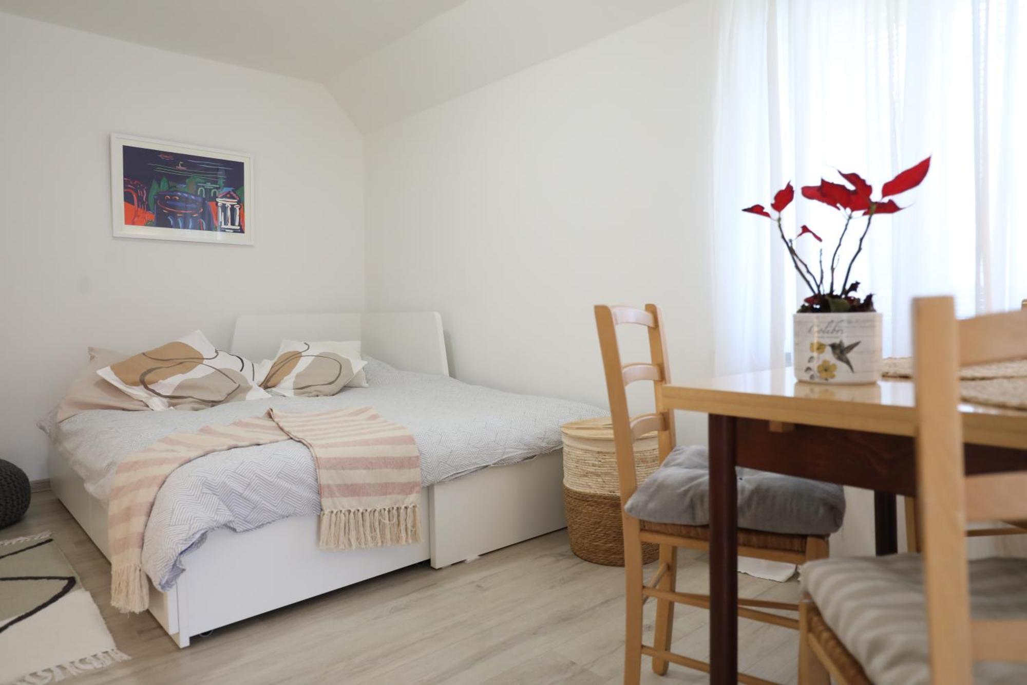 Apartment Mir Pula Buitenkant foto
